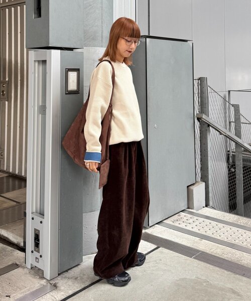 CIAOPANIC TYPY(チャオパニックティピー)の「【ヨレ・伸びが起こりずらくお手入れ簡単】ユニセックス/袖配色/洗える/リシェイプワッフルニットプルオーバー(ニット/セーター・メンズ・チャコールグレー/ブルー/オレンジ/マスタード/グリーン/ボルドー/ホワイト系その他/ライトグレー・LARGE/SMALL/MEDIUM)」の15枚目の写真