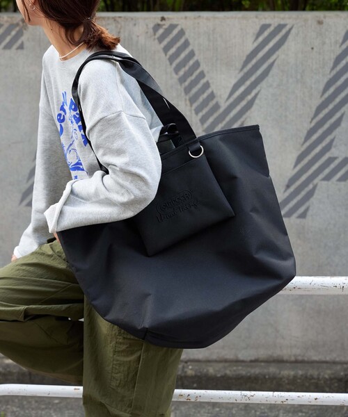 USUAL THINGS TOTE LARGE ユニセックス対応（トートバッグ