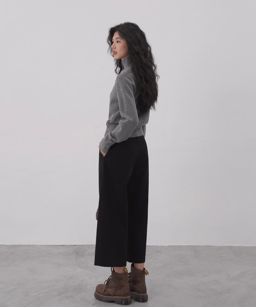 EIGHTHMONTH（エイスマンス）の「ハイウエストクロップドワイドパンツ EM26s004【EIGHTHMONTH】（その他パンツ・レディース・ブラック・M/L/S）」の7枚目の写真