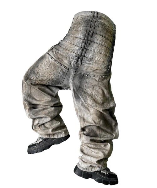 UNIZ（ユニズ）の「【UNIZ】8 Backs J-Cut Pants / 【ユニズ】ダーティーライクレイヤードバルーンデニムパンツ（デニムパンツ・メンズ・ブラック/ブルー・M/L/XL）」の9枚目の写真