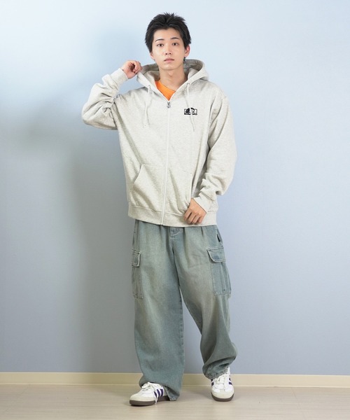LURKING CLASS(ラーキングクラス)の「LURKING CLASS/ラーキングクラス フルジップパーカー バックプリント ST25FUM02(パーカー・メンズ・グレー/ブラック・M/XL/L)」の3枚目の写真