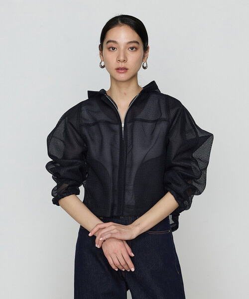 Gabardine K.T(ギャバジンケーティー)の「ラッセルメッシュダンボール シアーブルゾン(ブルゾン・レディース・ブルー/ネイビー・9号)」の1枚目の写真
