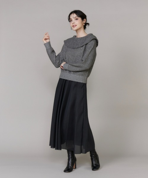 INED（イネド）の「オフショルダー風グリッターニット（ニット/セーター・レディース・サンドグレー/グレー・11号/9号）」の15枚目の写真