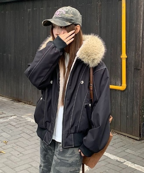 セール】【秋冬新作】2WAYステッチ入り裏ボアファー付きブルゾン