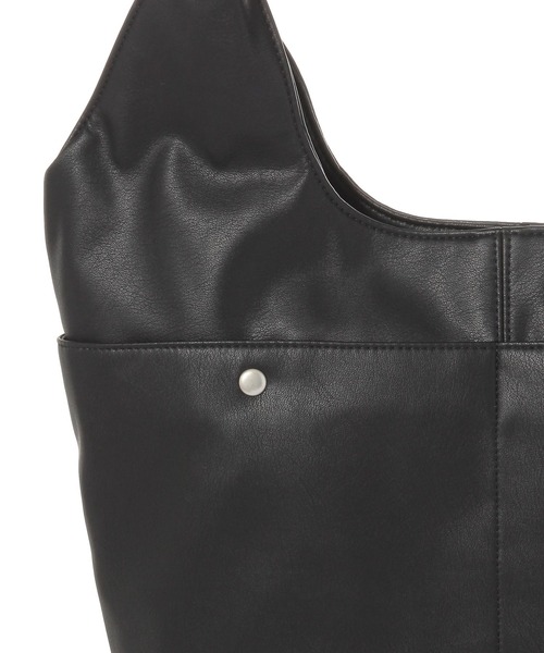 studio CLIP（スタディオクリップ）の「ポーチ付き10ポケットトートバッグ（トートバッグ・レディース・ブラック/ブラウン・FREE）」の6枚目の写真