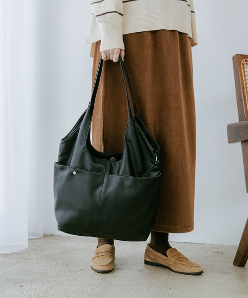 studio CLIP（スタディオクリップ）の「ポーチ付き10ポケットトートバッグ（トートバッグ・レディース・ブラック/ブラウン・FREE）」の21枚目の写真