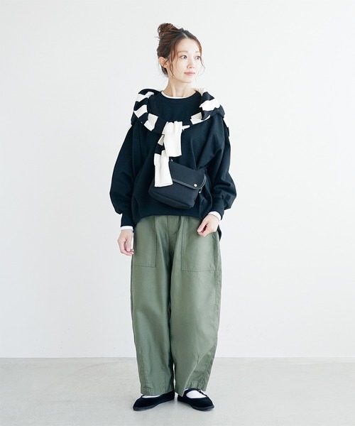 SOLAMONAT(ソラモナ)の「ペンネ天竺背中タックプルオーバー(Tシャツ/カットソー・レディース・ヘザーチャコール/杢グレー/ホワイト系その他/サンドグレー/ホワイト/ブラック/ブラウン・FREE)」の15枚目の写真