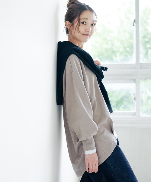 SOLAMONAT(ソラモナ)の「ペンネ天竺背中タックプルオーバー(Tシャツ/カットソー・レディース・ヘザーチャコール/杢グレー/ホワイト系その他/サンドグレー/ホワイト/ブラック/ブラウン・FREE)」の8枚目の写真