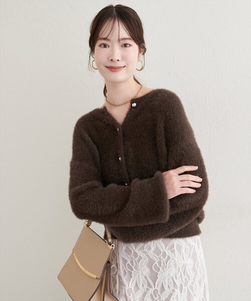natural couture(ナチュラルクチュール)の「フェザーヤーンニットカーディガン(カーディガン/ボレロ・レディース・ブラウン/ピンク/オフホワイト・FREE)」の20枚目の写真