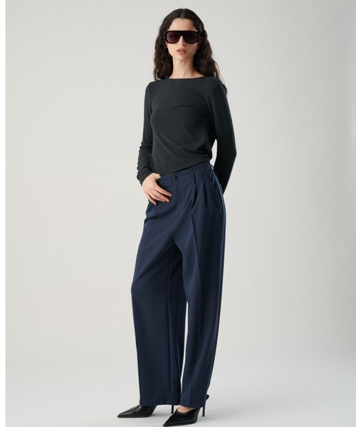 Henon.(ヘノン)の「Damia ハイウエストタックパンツ(スラックス・レディース・ダークブラウン/ダークグレー/アイボリー/ネイビー・36/38/34)」の9枚目の写真