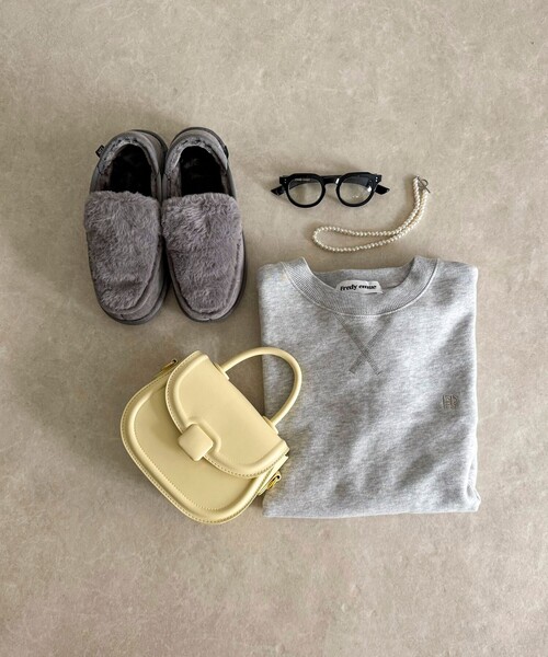 fredy emue（フレディエミュ）の「ソリッドカラーポシェット（ショルダーバッグ・レディース・イエロー/ブラック・FREE）」の6枚目の写真