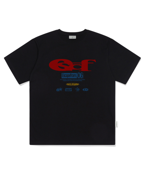 ESCAPEFROM（エスケープフロム）の「ESCFロゴコラージュプリントオーバーサイズ半袖Tシャツブラック（Tシャツ/カットソー・レディース・その他・SMALL/MEDIUM/LARGE）」の2枚目の写真