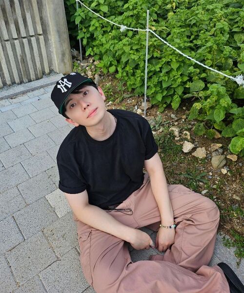 TOFFEE（トフィー）の「ベーシックハーフクロップTシャツ（ブラック）（Tシャツ/カットソー・メンズ・その他・SMALL/MEDIUM/LARGE/X-LARGE）」の9枚目の写真