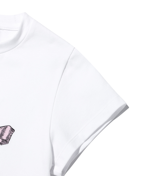 YOUHEE(ユヒ)の「RIBBON GRAPHIC CROP T-SHIRTS WHITE(Tシャツ/カットソー・レディース・その他・FREE)」の7枚目の写真