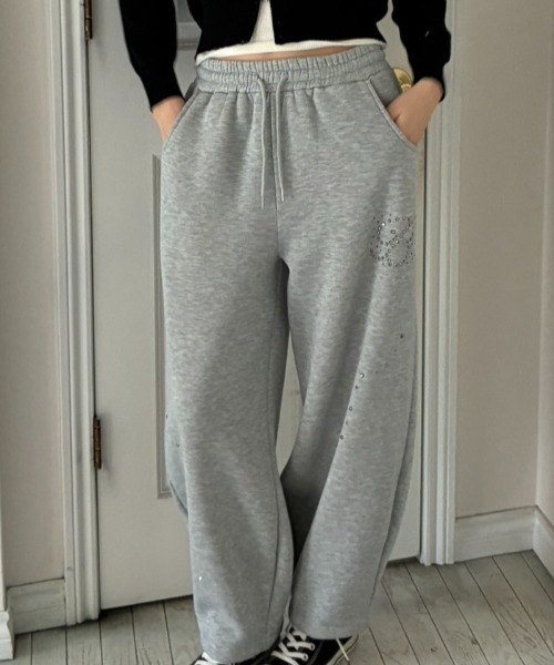 Birthday room（バースデイルーム）の「ラインストーンバレルレッグスウェットパンツ/rhinestone barrel leg sweatpants（スウェットパンツ・レディース・グレー/ネイビー・FREE）」の21枚目の写真