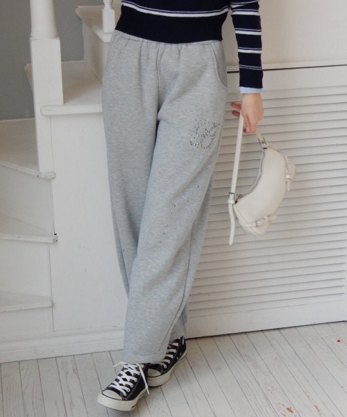 Birthday room（バースデイルーム）の「ラインストーンバレルレッグスウェットパンツ/rhinestone barrel leg sweatpants（スウェットパンツ・レディース・グレー/ネイビー・FREE）」の18枚目の写真