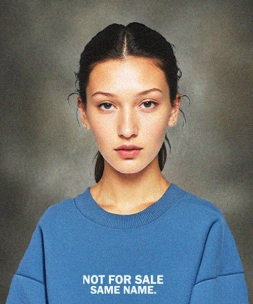 link lot(リンクロット)の「NOT FOR SALE SWEATSHIRT / フロントロゴスウェットシャツ(スウェット・レディース・サックスブルー/イエロー/ネイビー・F)」の17枚目の写真