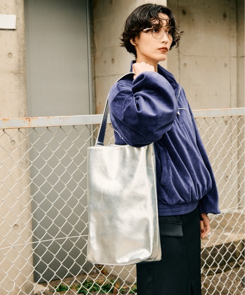 null.(ヌル)の「バーティカルバッグ(ハンドバッグ・レディース・ブラック/グレー/シルバー・F)」の14枚目の写真