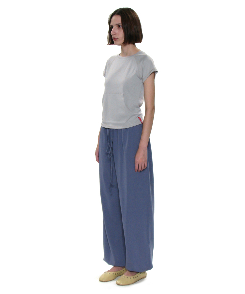 PARTIMENTO WOMEN(パルティメントウィメン)の「PWC ラウンドネックポケットショートスリーブTシャツ_ライトグレー(Tシャツ/カットソー・レディース・その他・SMALL/MEDIUM/LARGE)」の3枚目の写真