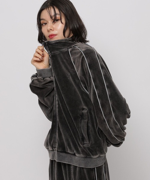 niko and...（ニコアンド）の「【WILLIAM B.ELIOTT】ベロアZIPジャケット（パーカー・レディース・パープル/チャコール・LARGE/MEDIUM）」の20枚目の写真