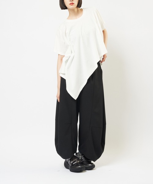 gomme(ゴム)の「スクエアヘムT(Tシャツ/カットソー・レディース・ホワイト/ブルー/チャコールグレー/ブラック・MEDIUM)」の16枚目の写真
