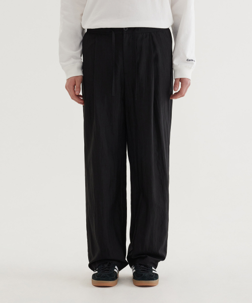 COVERNAT(カバーナット)の「セミワイドフルイドイージーパンツ ブラック(その他パンツ・レディース・その他・SMALL/MEDIUM/LARGE/X-LARGE)」の1枚目の写真