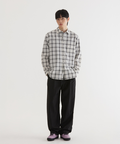 COVERNAT(カバーナット)の「セミワイドフルイドイージーパンツ ブラック(その他パンツ・レディース・その他・SMALL/MEDIUM/LARGE/X-LARGE)」の4枚目の写真