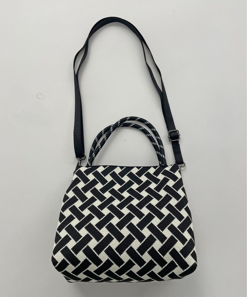 210nouve（トゥージュヌーブ）の「【2WAY】柄 ニット ハンド/ショルダーバッグ（ハンドバッグ・レディース・パープル/ブルー/ブラック/アイボリー・FREE）」の15枚目の写真