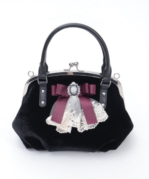 axes femme（アクシーズファム）の「カメオ付リボンベロアバッグ（ボストンバッグ・レディース・ワイン/ブラック・FREE）」の3枚目の写真