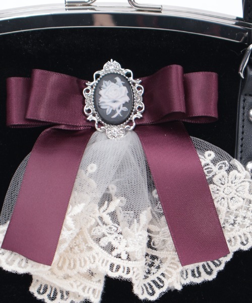 axes femme（アクシーズファム）の「カメオ付リボンベロアバッグ（ボストンバッグ・レディース・ワイン/ブラック・FREE）」の7枚目の写真