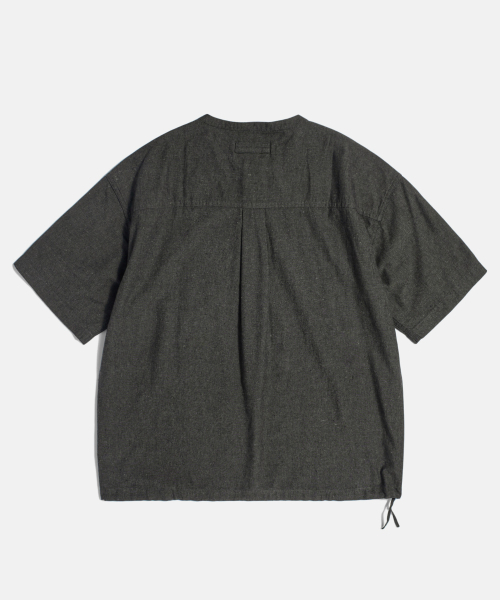 ESPIONAGE（エスピオナジ）の「Cotton Ramie S/S Henley Shirt Charcoal（シャツ/ブラウス・レディース・その他・MEDIUM/LARGE/X-LARGE）」の2枚目の写真