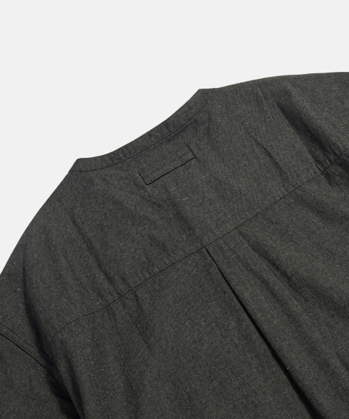 ESPIONAGE（エスピオナジ）の「Cotton Ramie S/S Henley Shirt Charcoal（シャツ/ブラウス・レディース・その他・MEDIUM/LARGE/X-LARGE）」の9枚目の写真
