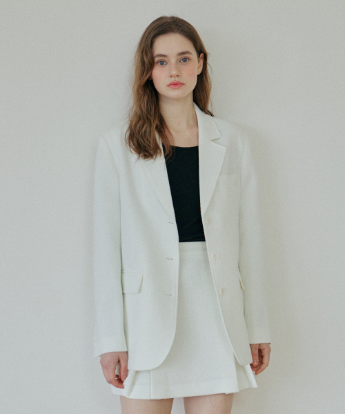YUPPE(ヨッペ)の「OVER TWEED JACKET_IVORY(テーラードジャケット・レディース・その他・FREE)」の1枚目の写真