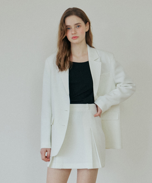YUPPE(ヨッペ)の「OVER TWEED JACKET_IVORY(テーラードジャケット・レディース・その他・FREE)」の4枚目の写真