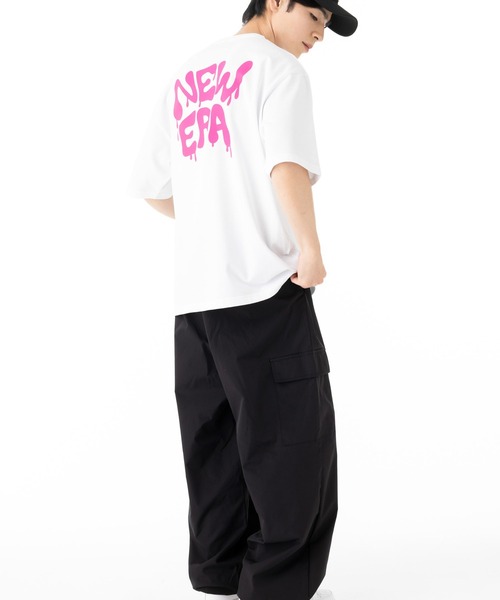 NEW ERA(ニューエラ)の「ニューエラ 半袖Tシャツ オーバーサイズ(Tシャツ/カットソー・メンズ・ホワイト/ブラック・XL/M/L/S/XXL)」の3枚目の写真