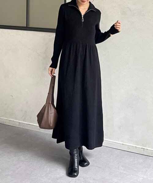 Thevon（ゼボン）の「ハーフジップリブニットフレアワンピース