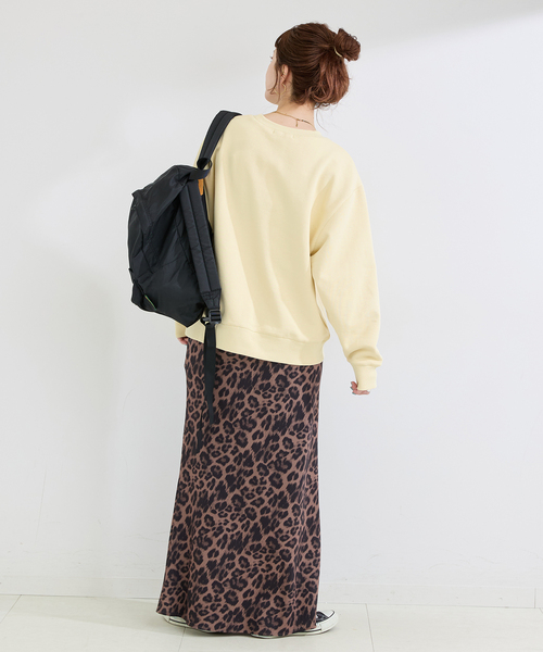 B.C STOCK（ベーセーストック）の「ウォッシャブル / ロゴオーバースウェット（スウェット・レディース・イエロー/ブラック/スカイブルー・FREE）」の5枚目の写真