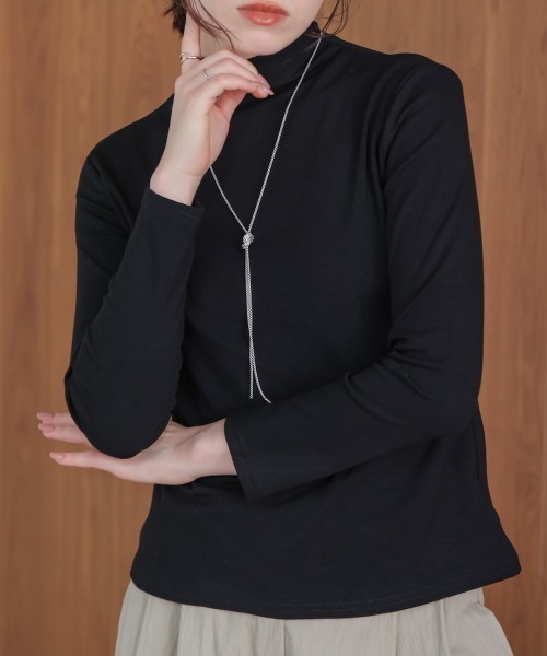 Bou Jeloud(ブージュルード)の「裏起毛シンプルインナー(Tシャツ/カットソー・レディース・ベージュ/アイボリー/ブラック/グレー/ブルー・FREE)」の2枚目の写真