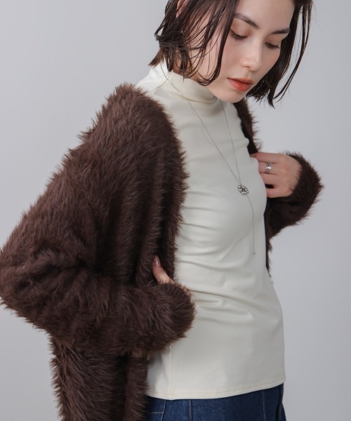 Bou Jeloud(ブージュルード)の「裏起毛シンプルインナー(Tシャツ/カットソー・レディース・ベージュ/アイボリー/ブラック/グレー/ブルー・FREE)」の8枚目の写真