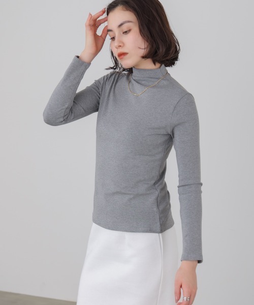 Bou Jeloud(ブージュルード)の「裏起毛シンプルインナー(Tシャツ/カットソー・レディース・ベージュ/アイボリー/ブラック/グレー/ブルー・FREE)」の17枚目の写真