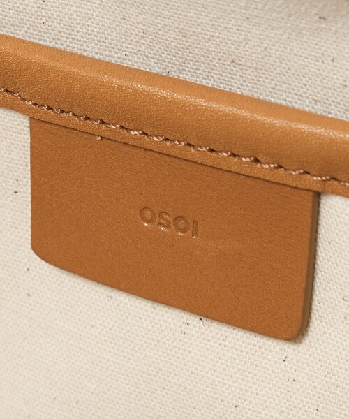 OSOI(オソイ)の「<OSOI>BOAT WIDE バッグ MAPLE(ショルダーバッグ・レディース・ブラウン系・FREE)」の12枚目の写真