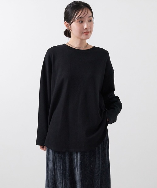 anyfee（エニフィー）の「【anyfee/大きいサイズ】ダブルジャージー裾ラウンドクルーネックロンT（Tシャツ/カットソー・レディース・ブラック/チャコール/アイボリー・LL/3L/4L/5L）」の2枚目の写真