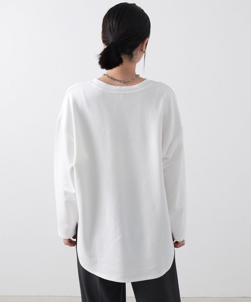 anyfee（エニフィー）の「【anyfee/大きいサイズ】ダブルジャージー裾ラウンドクルーネックロンT（Tシャツ/カットソー・レディース・ブラック/チャコール/アイボリー・LL/3L/4L/5L）」の13枚目の写真