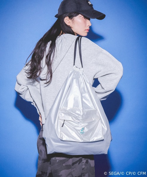 JEANASIS（ジーナシス）の「【 プロジェクトセカイ×ZOZOTOWN】Leo/need リバーシブルナップサック/639878（バックパック/リュック・レディース・グリーン系その他/イエロー/グリーン/ピンク/イエロー系その他/ブルー・FREE）」の3枚目の写真