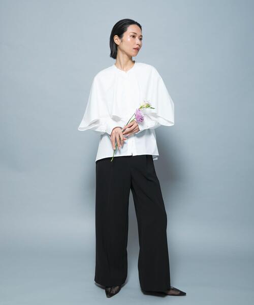 URBAN RESEARCH ROSSO WOMEN（アーバンリサーチ　ロッソ）の「『別注』CHIGNON×ROSSO　ラッフルシャツブラウス（シャツ/ブラウス・レディース・オフホワイト/ライトブルー・FREE）」の11枚目の写真