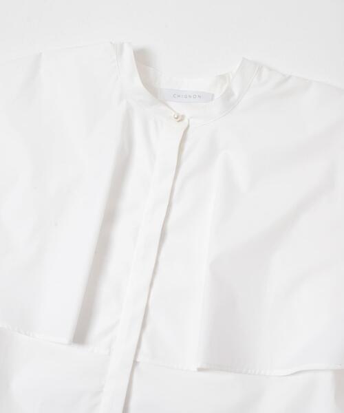 URBAN RESEARCH ROSSO WOMEN（アーバンリサーチ　ロッソ）の「『別注』CHIGNON×ROSSO　ラッフルシャツブラウス（シャツ/ブラウス・レディース・オフホワイト/ライトブルー・FREE）」の13枚目の写真