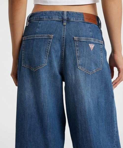 STYLISE（スタイライズ）の「【GUESS】GUESS JEANS G12 Pleated Extra Wide Leg / インディゴブルー [W5BA2UD0023]（デニムパンツ・レディース・ブルー・25/26）」の3枚目の写真