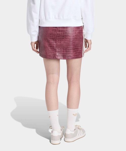 adidas（アディダス）の「プレザー ミニ スカート / アディダスオリジナルス adidas Originals（スカート・レディース・レッド/ブラック・XX-LARGE/LARGE/MEDIUM/SMALL/X-LARGE/X-SMALL）」の15枚目の写真