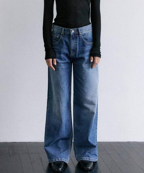 MAIS（マイス）の「LONG WIDE DENIM PANTS / BLUE（デニムパンツ・レディース・その他・S/M）」の3枚目の写真