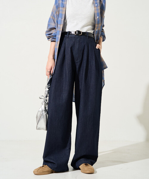 FREAK'S STORE（フリークスストア）の「限定展開　2タック ストレート デニムパンツ（デニムパンツ・レディース・グレー/ブルー/ダークネイビー/ネイビー・SMALL/MEDIUM）」の4枚目の写真